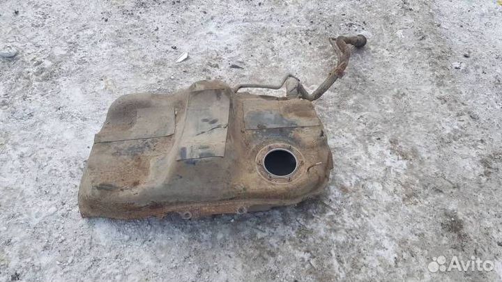 Б/У Бак топливный 1700A205 mitsubishi