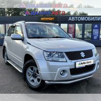 Suzuki Grand Vitara 2.0 AT, 2011, 220 000 км, с пробегом, цена 1 067 000 руб.