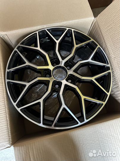 R17 5/100 Vossen HF-2 BP Skoda Rapid, VW Polo