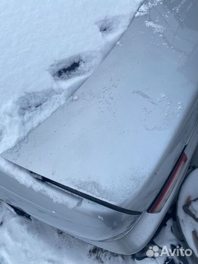 Крышка багажника Nissan Pulsar Almera N15