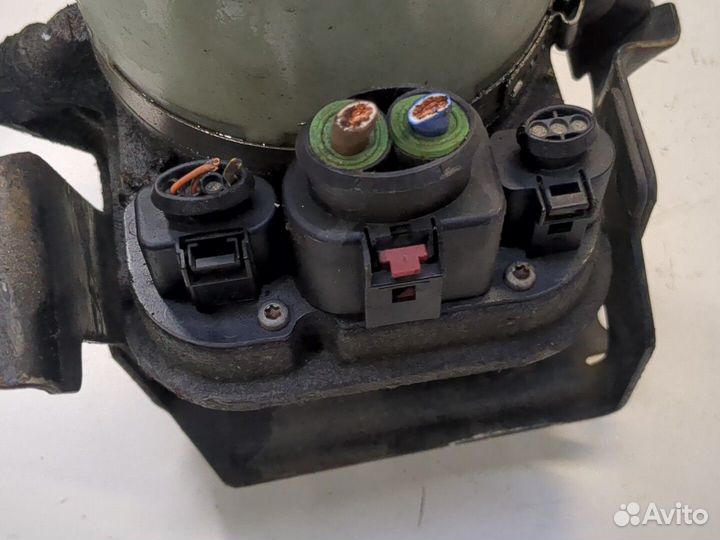 Насос усилителя руля Volkswagen Polo, 2012