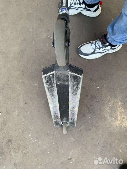 Трюковой самокат