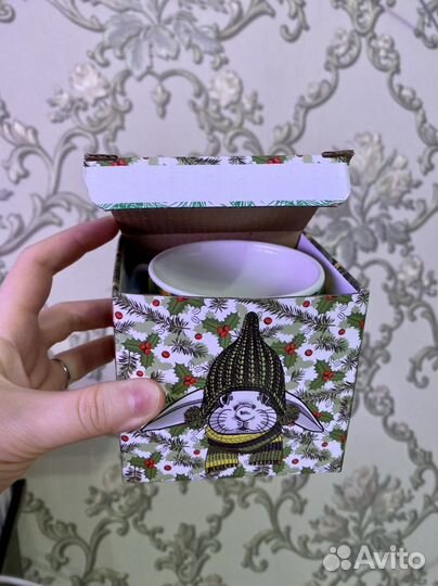 Новая кружка в коробке