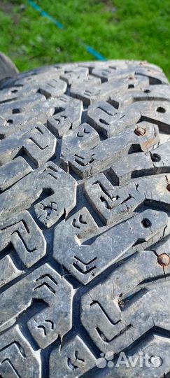 Колёса УАЗ, 3 колеса на 14,2шт на 15р