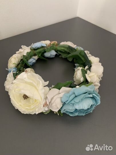 Ободок ручной работы с цветами