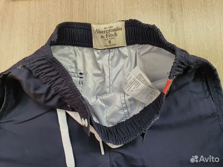 Шорты Abercrombie & Fitch S