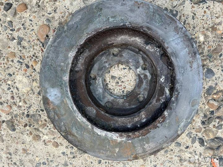 Передние тормозные диски Nissan Altima L31 Nissan