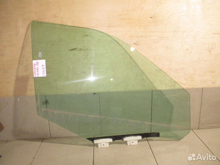 Стекло двери передней правой Ford Explorer 5