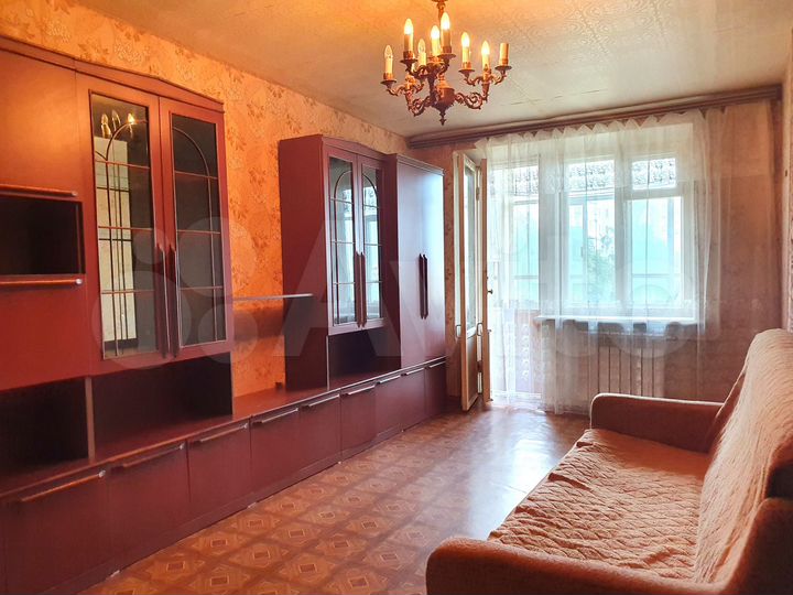 3-к. квартира, 60 м², 4/9 эт.