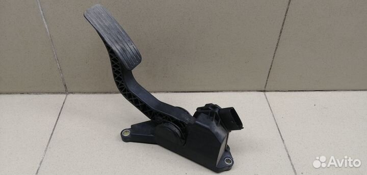 Педаль газа Gentra II 2013-2015