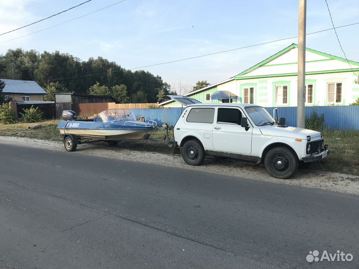Лодка с мотором Обь- М