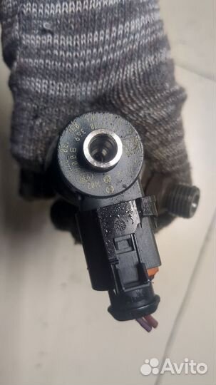 Форсунка топливная Skoda Yeti, 2013