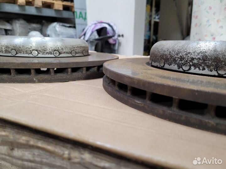 Тормозные диски передние бмв Г30 (348х30)