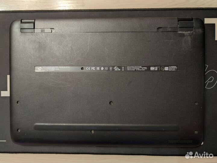 Ноутбук HP 15-ay561ur