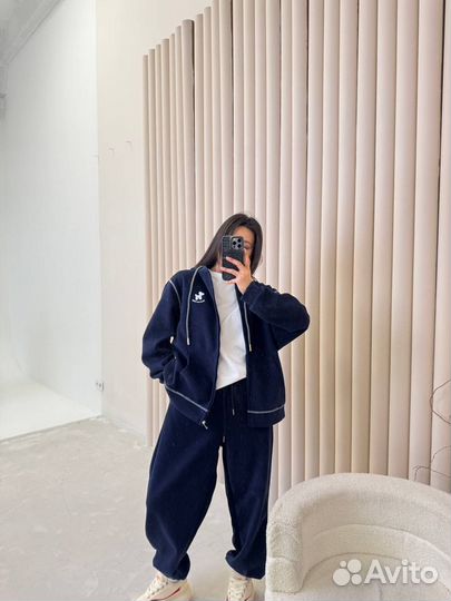 Спортивный костюм женский