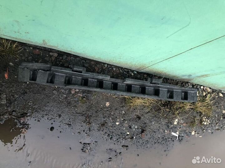 Volkswagen Golf 5 наполнитель переднего бампера