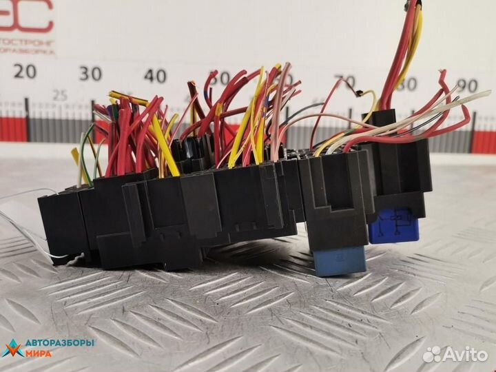 Блок предохранителей Renault Twingo 2 рест. 2014