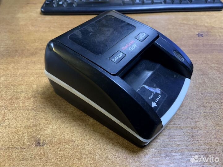 Детектор купюр Docash Golf