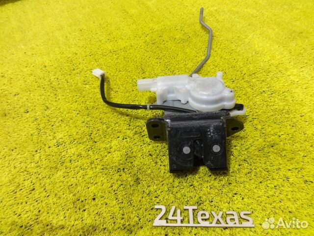 Mazda CX7 CX-7 Замок багажника