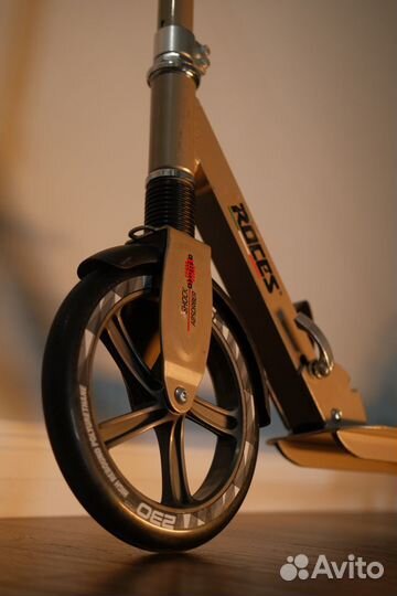 Самокат городской Roces 230/200 100 кг