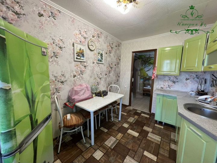 2-к. квартира, 50 м², 2/3 эт.
