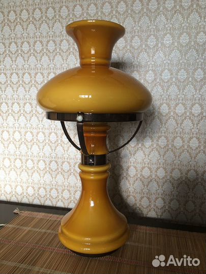 Лампа настольная / прикроватная стеклянная