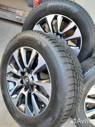 Диски Toyota Land Cruiser 150 Prado R19 оригинал