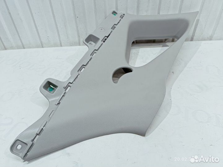 Обшивка багажника правая Kia Seltos SP2 2020