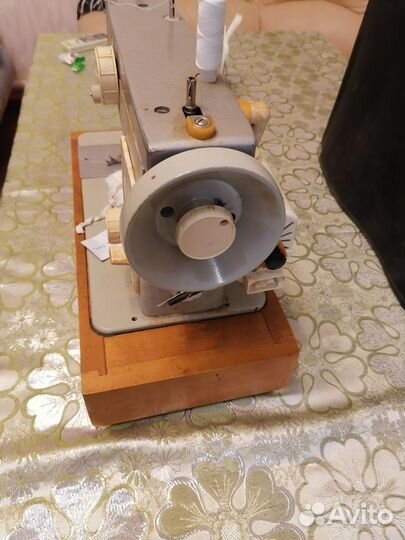 Швейная машинка