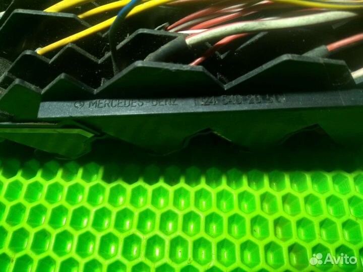 Блок предохранителей W124