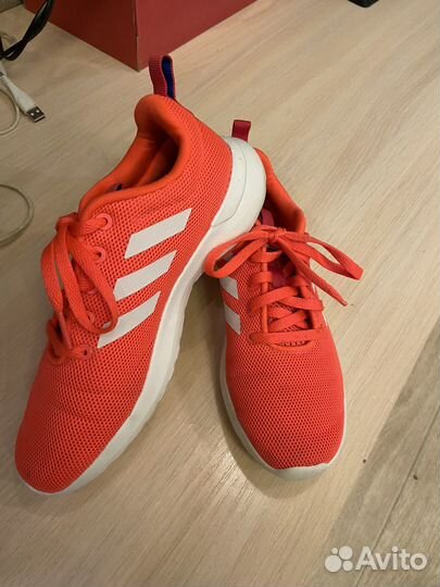 Кроссовки adidas