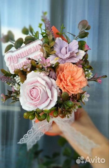 Букет цветов на 1 сентября учителю из мыла