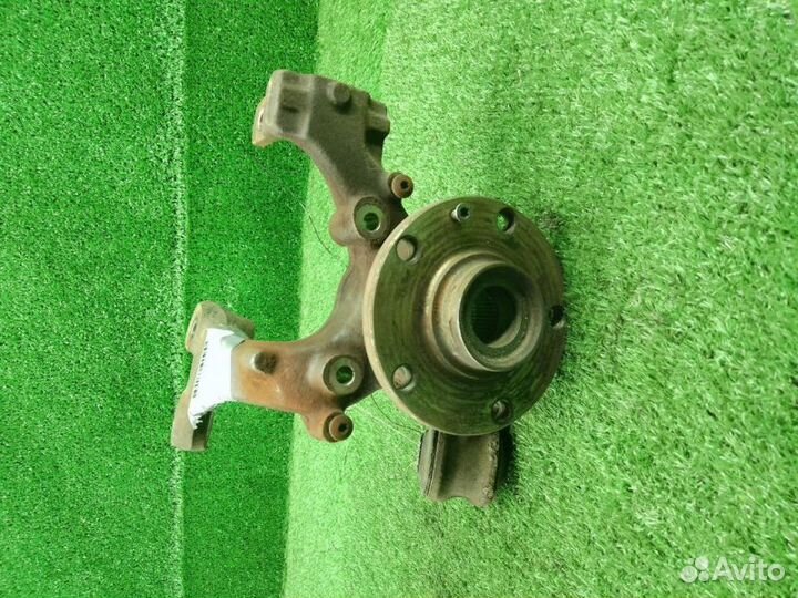 Ступица задняя правая audi A4 8E Quattro 1597