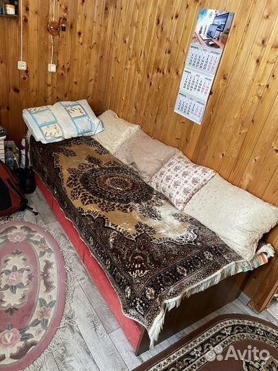 Диван отличный, в идеальном состоянии
