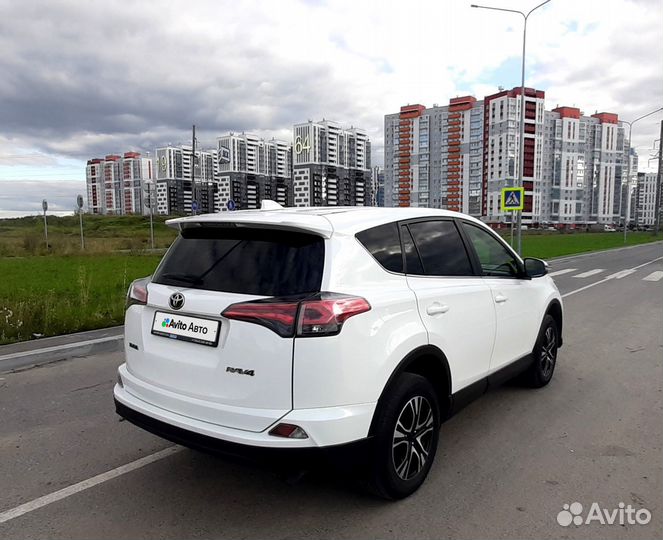 Toyota RAV4 2.0 CVT, 2016, 103 000 км