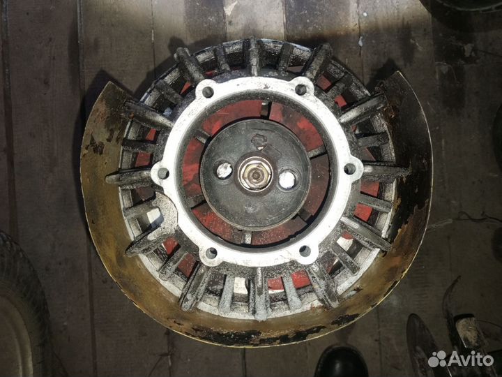 Самовозбуждающийся генератор от бензогенератора