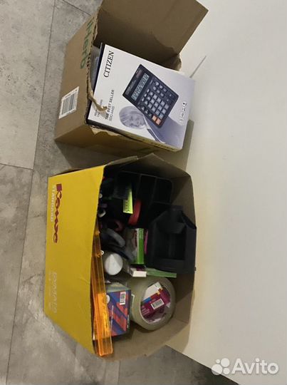 Коробка канцелярии