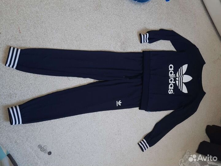 Спортивный костюм adidas новый