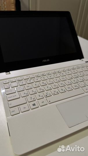 Нетбук asus x102b