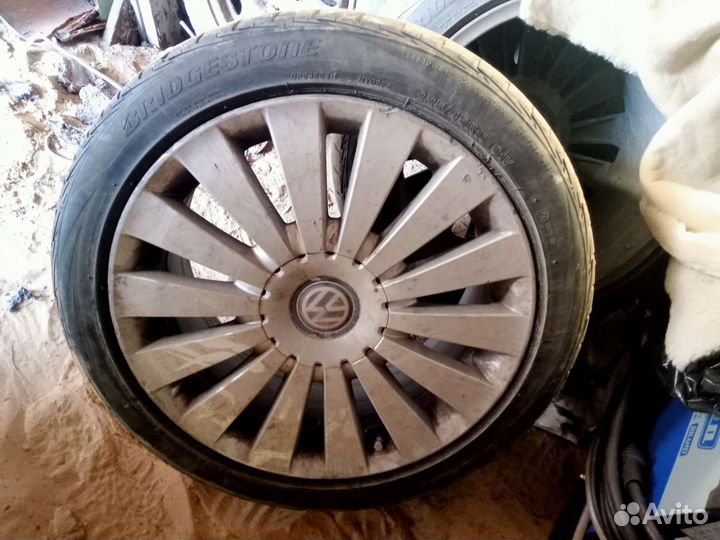 Bridgestone Blizzak DM-V1 225/45 R17 29R
