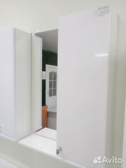 Мебель для ванных комнат(Шкафы с зеркалами)