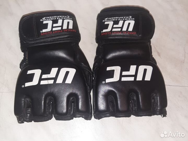 Боксерские перчатки