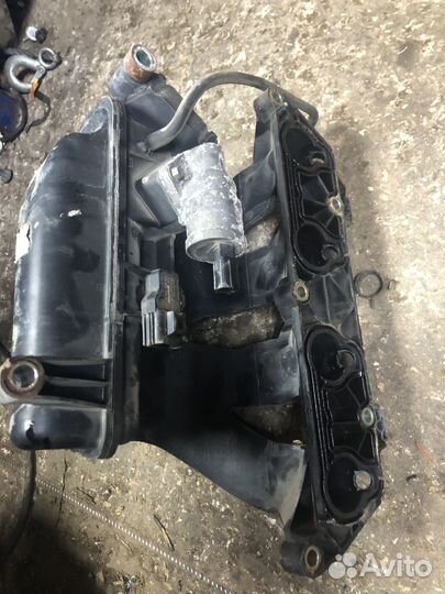 Впускной коллектор Ford Focus 1