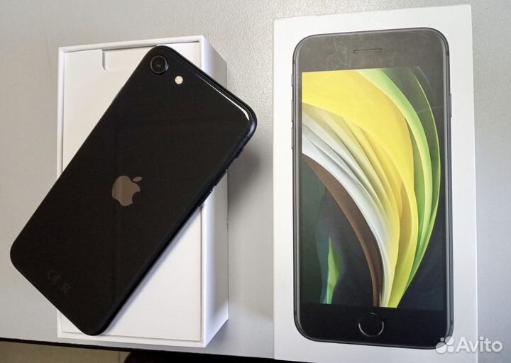 Оригинал iPhone SE 2020 (64)