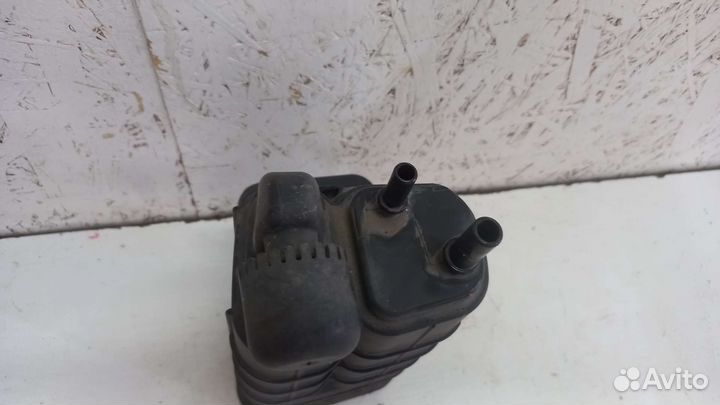 Абсорбер бака Renault Logan 2