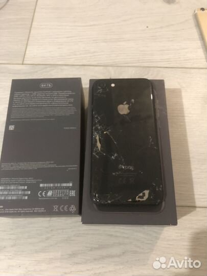 iPhone 8, 64 ГБ