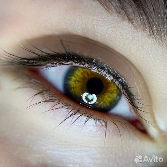 Ювелирный микроблейдинг перманентный макияж