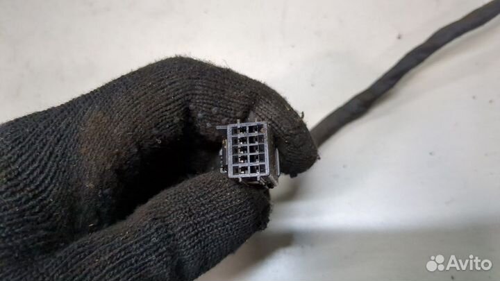 Амортизатор крышки багажника Chevrolet Equinox 2017, 2021