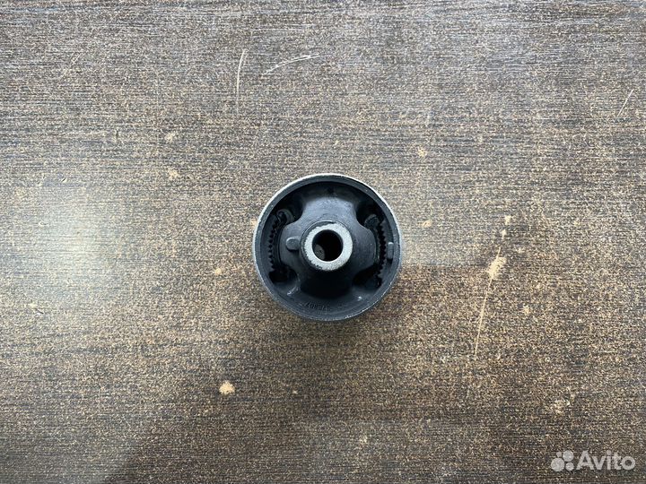 Сайлентблок ударный Camry V70 / Lexus ES