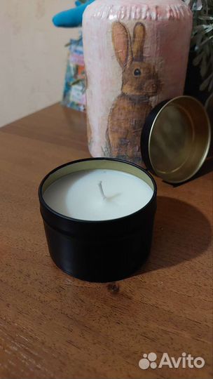 Ароматическая свеча ручной работы с ромашкой